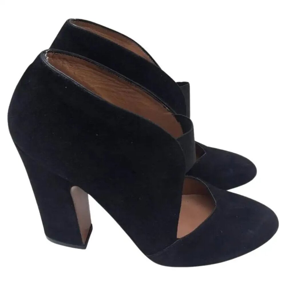 Alaïa Black Suede Pumps Size 9, Designer Black Work Office Shoes, Block Heels